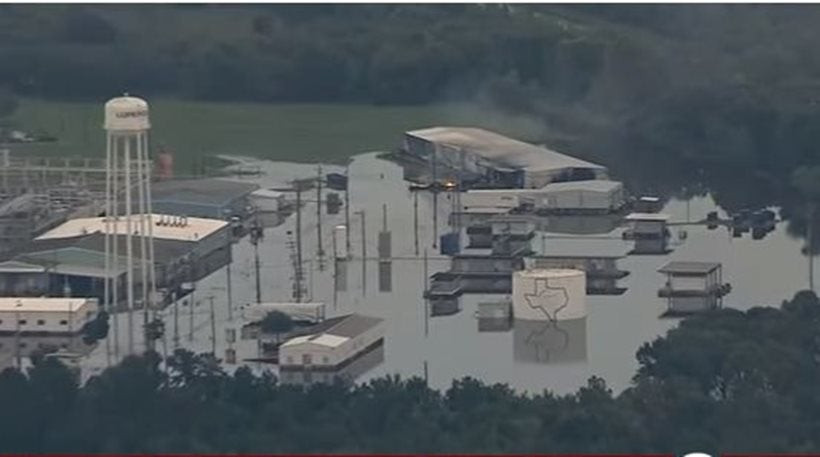 Τέξας: Εσβησε η φωτιά στο εργοστάσιο χημικών – Περιμένουν να ξεσπάσουν κι άλλες